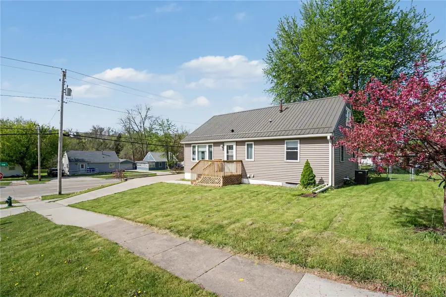 1600 23rd St Nw, Cedar Rapids, IA 52405 - #3