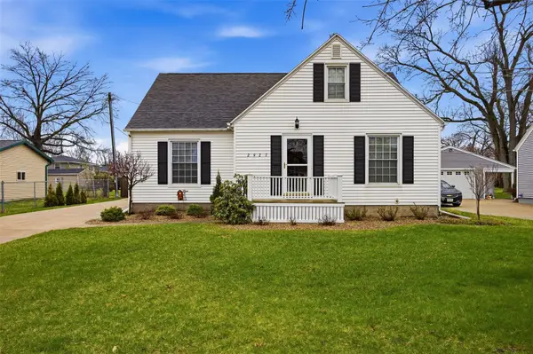 2927 Mansfield Avenue Se, Cedar Rapids, IA 52403