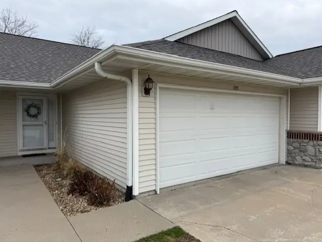 1335 Crescent View Ne, Cedar Rapids, IA 52402 - #1