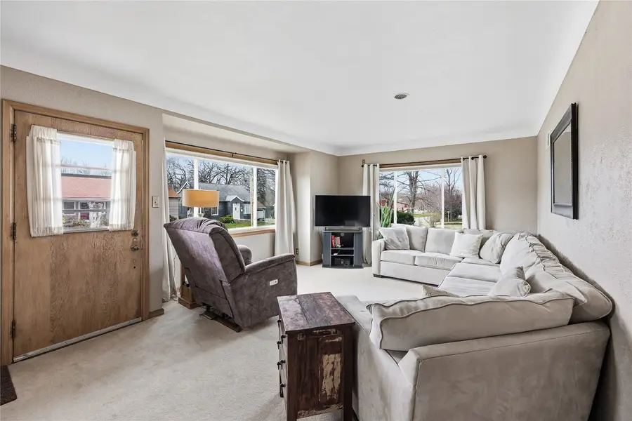 2400 12th Avenue Se, Cedar Rapids, IA 52403 - #3