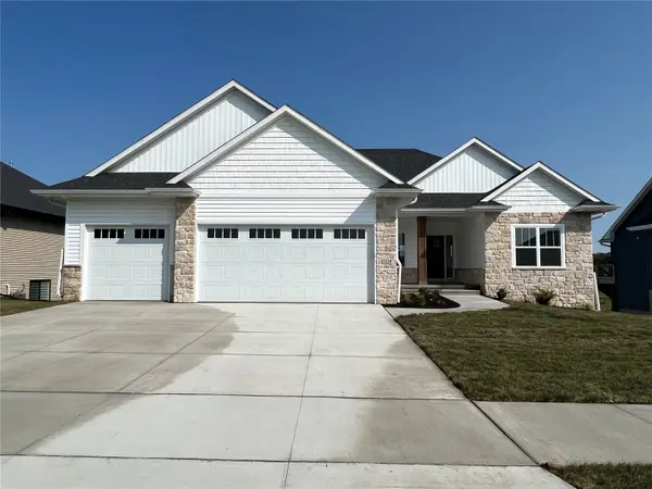 20 S Seven Oaks Road, North Liberty, IA 52317