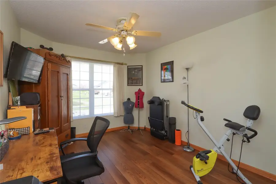 3900 Deer Valley Dr #A, Marion, IA 52302 - #2