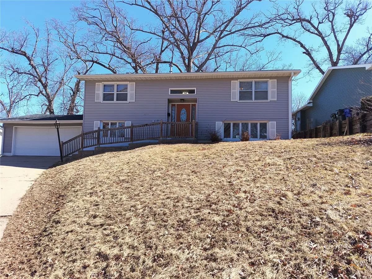 3614 Terrace Hill Drive Ne, Cedar Rapids, IA 52402 - #1