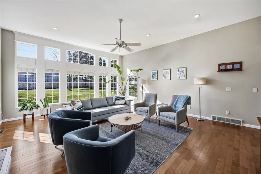 2085 Plymouth Street, Marion, IA 52302 - #3