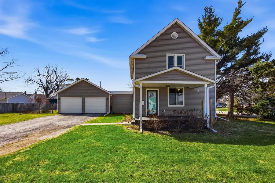 2611 4th Avenue, Marion, IA 52328 - #2