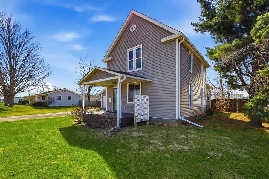 2611 4th Avenue, Marion, IA 52328 - #3