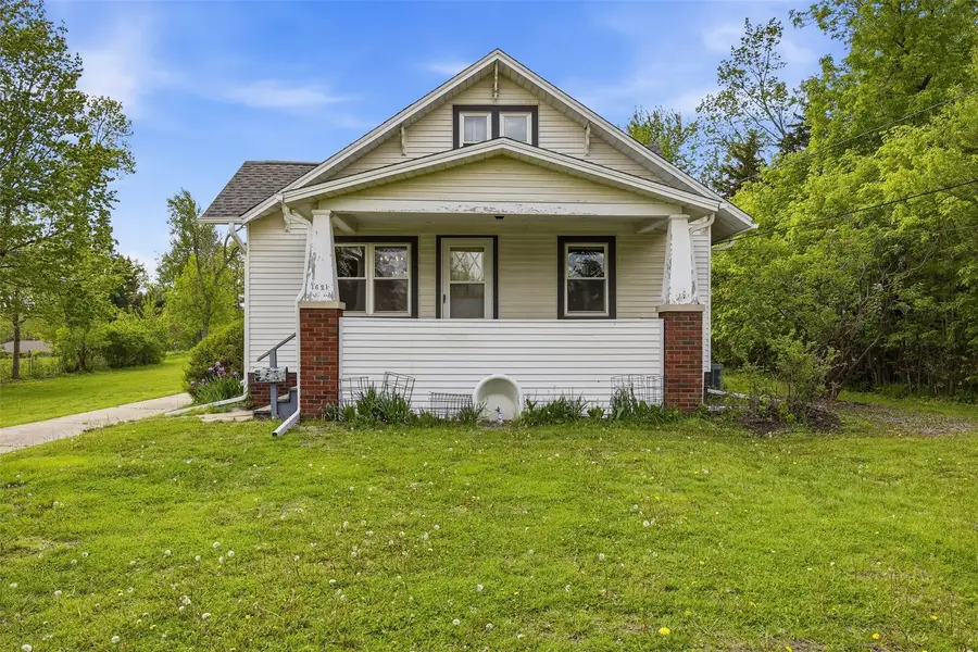 1621 Oakland Road Ne, Cedar Rapids, IA 52402 - #2