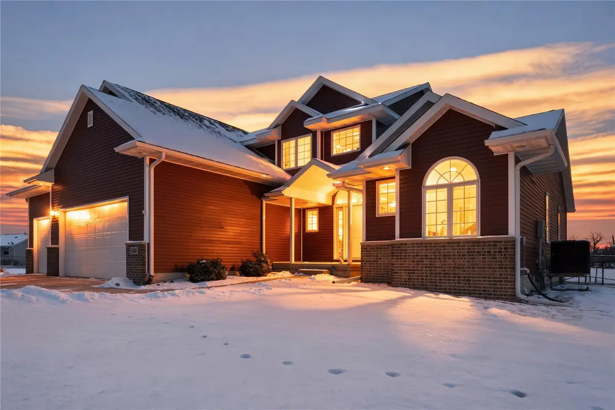 1595 Valentine Circle, Marion, IA 52302 - #1