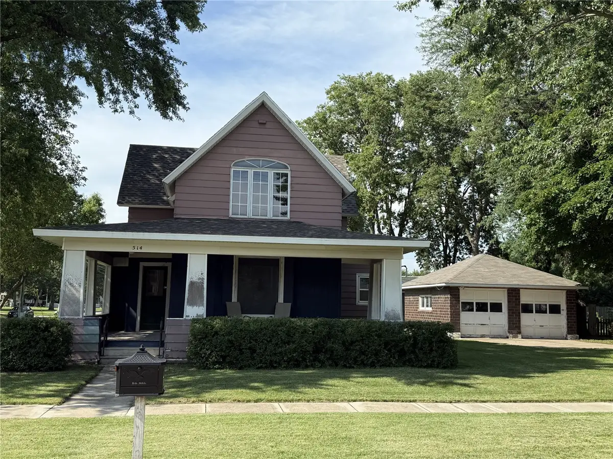 514 2nd Street Nw, Independence, IA 50644 - #1