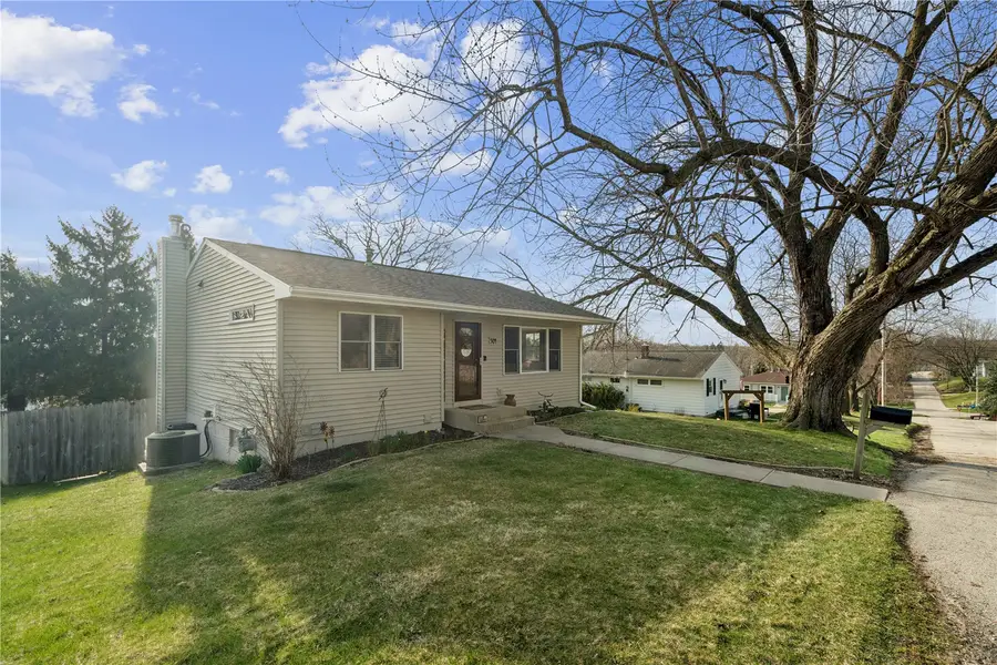 504 N Pratt Street, Anamosa, IA 52205 - #2