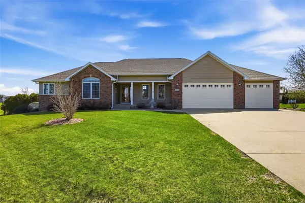 6060 Wayside Circle, Cedar Rapids, IA 52411