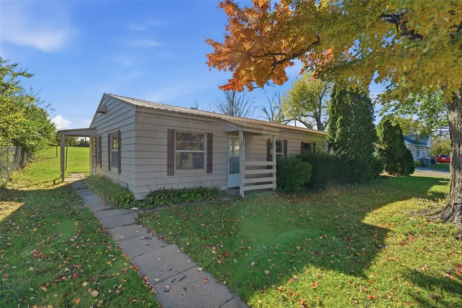 3109/3111/3113/3115 12th Avenue Sw, Cedar Rapids, IA 52404 - #2