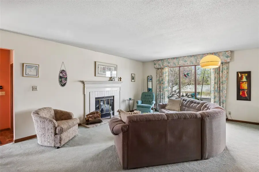 2112 Sandalwood Drive Ne, Cedar Rapids, IA 52402 - #3