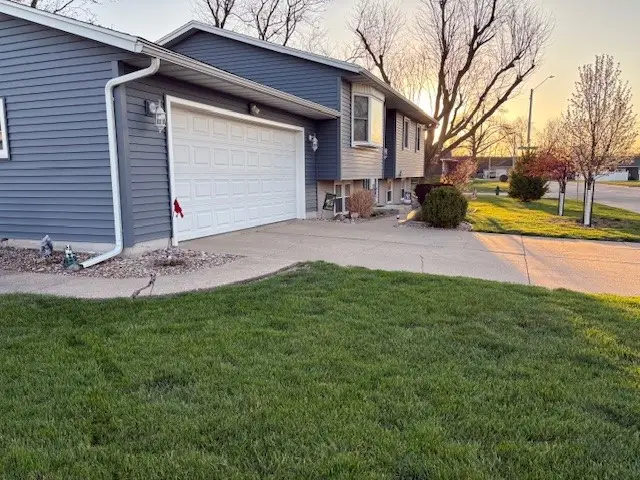 2068 Brookland Dr Ne, Cedar Rapids, IA 52402 - #3