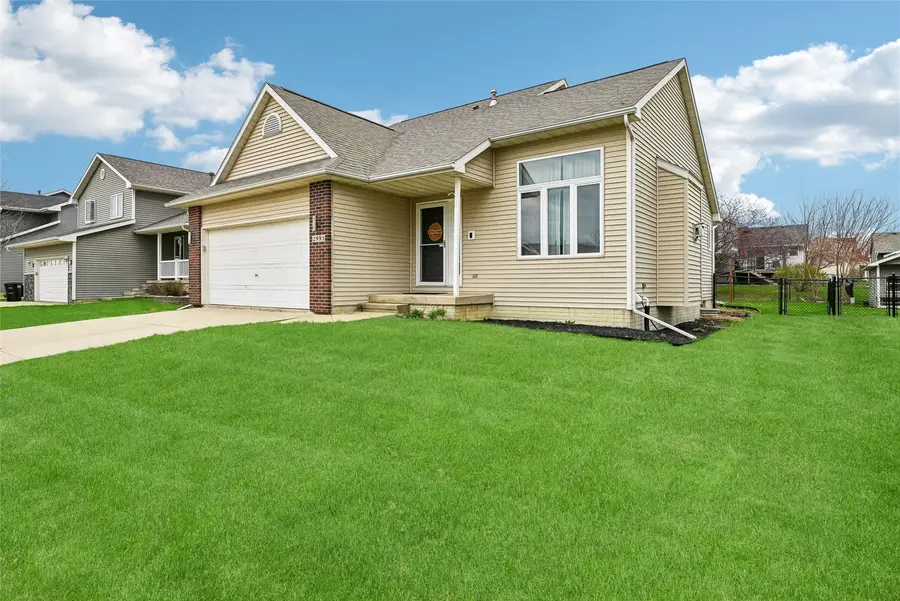 2995 Downing Street, Marion, IA 52302 - #3