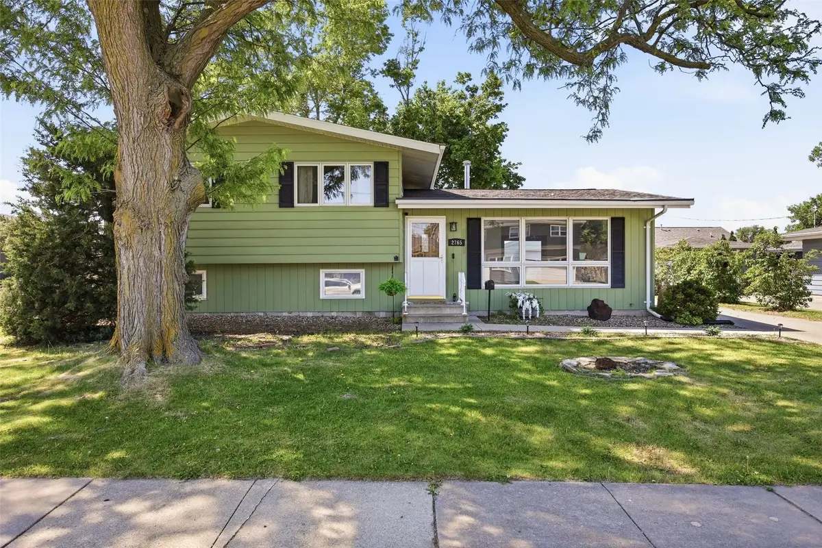 2765 1st Avenue, Marion, IA 52302 - #1