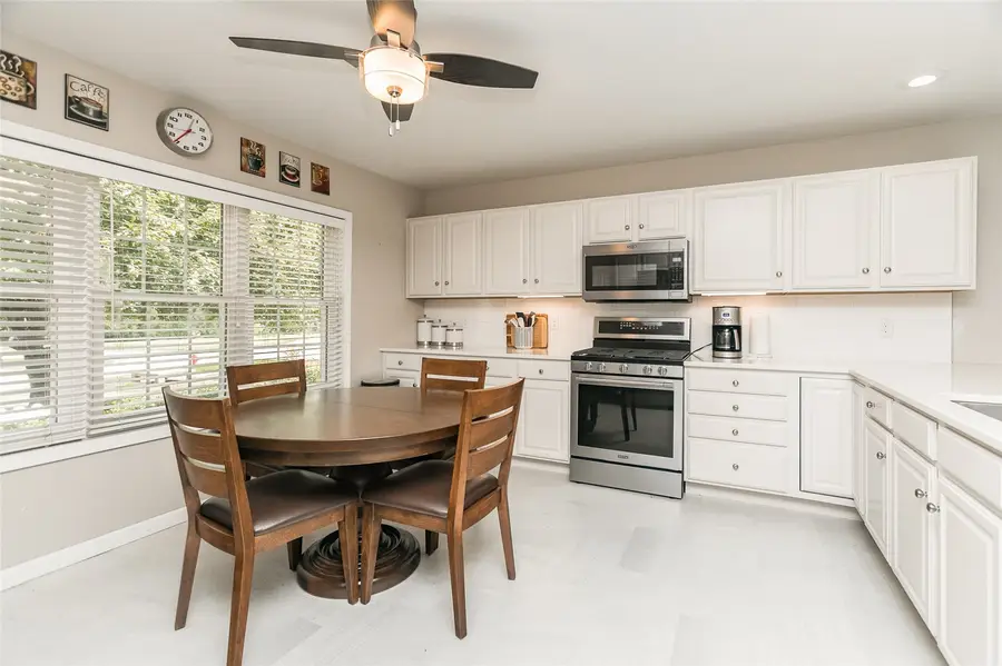 415 First Avenue Sw #B, Mount Vernon, IA 52314 - #3
