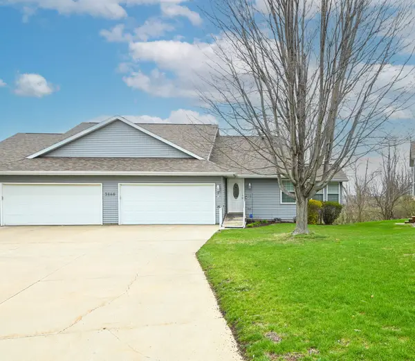 3860 Deer Valley Drive #B, Marion, IA 52302
