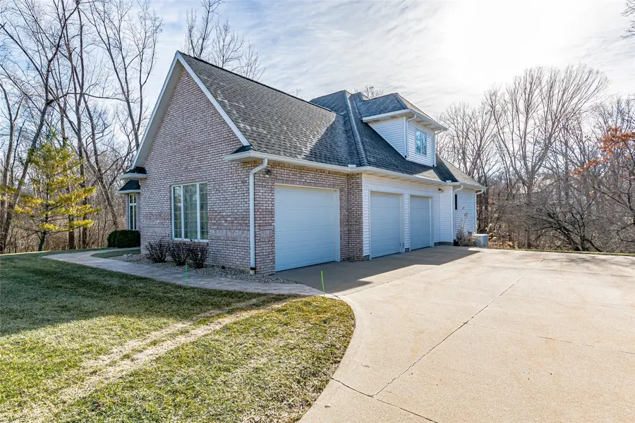 4675 Leprechaun Lane, Cedar Rapids, IA 52411 - #3