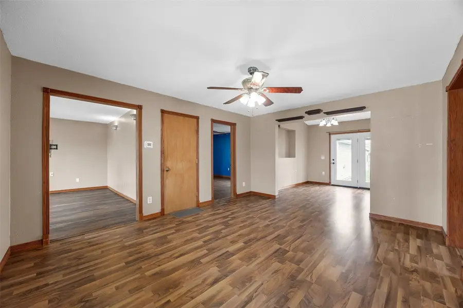 1000 Stinocher Street, Solon, IA 52333 - #3