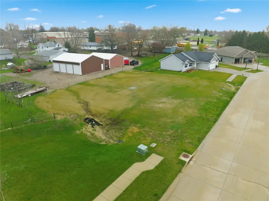 708 Pointer Circle, Center Point, IA 52213 - #3