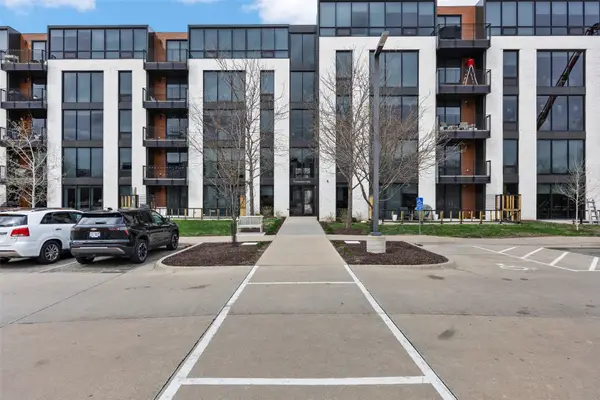 1 University Way #202, Iowa City, IA 52246