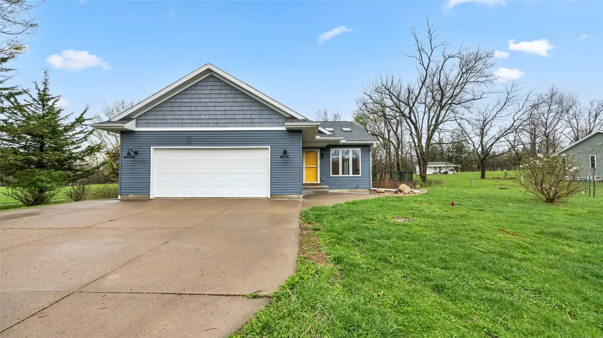 4802 Mcgowan Drive, Cedar Rapids, IA 52403 - #1