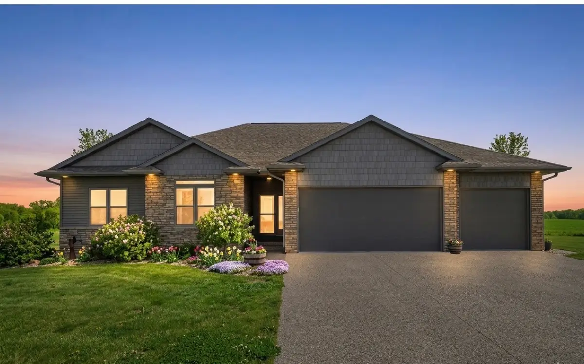 1828 160th Avenue, Manchester, IA 52057 - #1