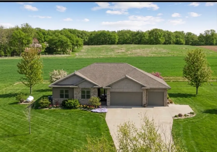 1828 160th Avenue, Manchester, IA 52057 - #2
