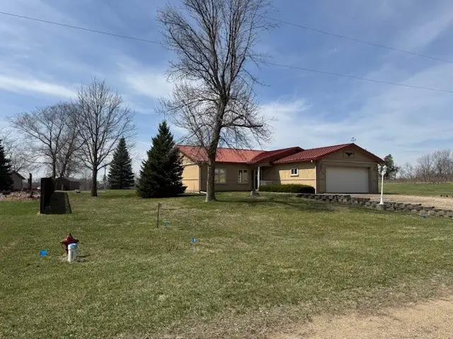 220 Sunset Court, Chelsea, IA 52215 - #1