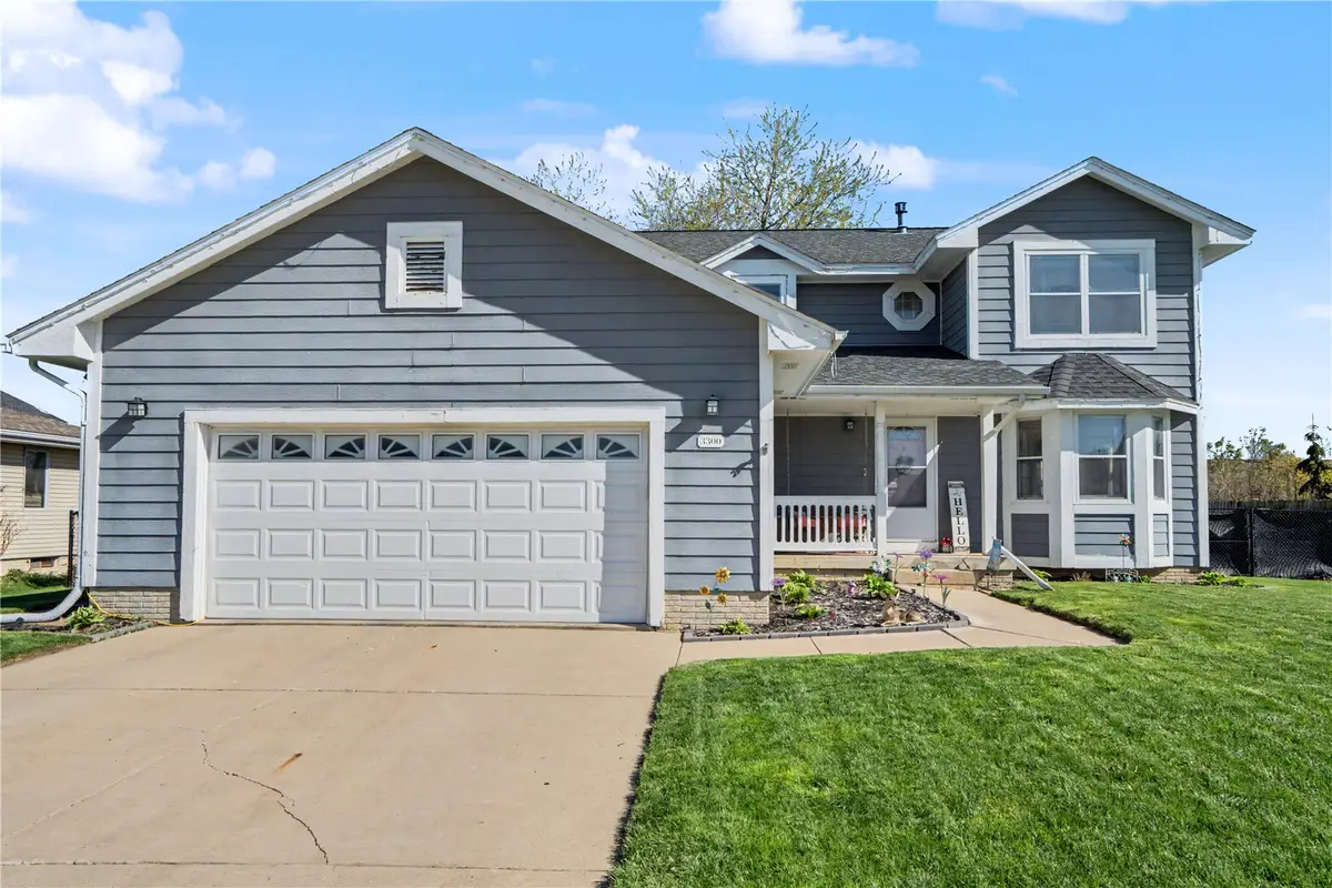 3300 Mcgowan Boulevard, Marion, IA 52302 - #1