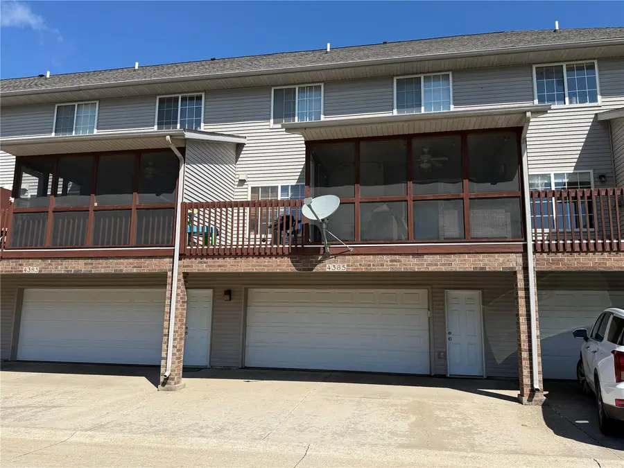 4367 E Court Street, Iowa City, IA 52245 - #2