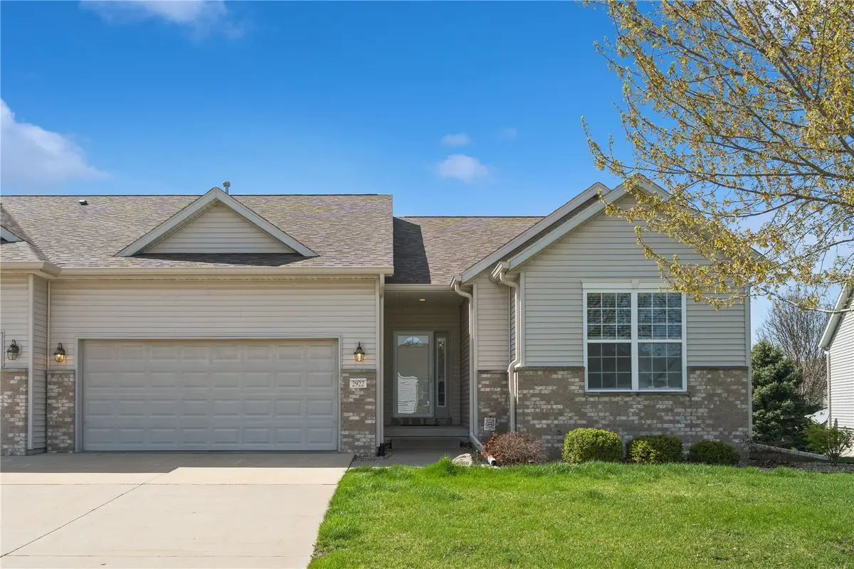 2922 Somerbrook Lane, Marion, IA 52302 - #1