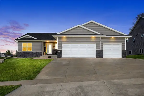 601 Gentry Lane, Tiffin, IA 52340