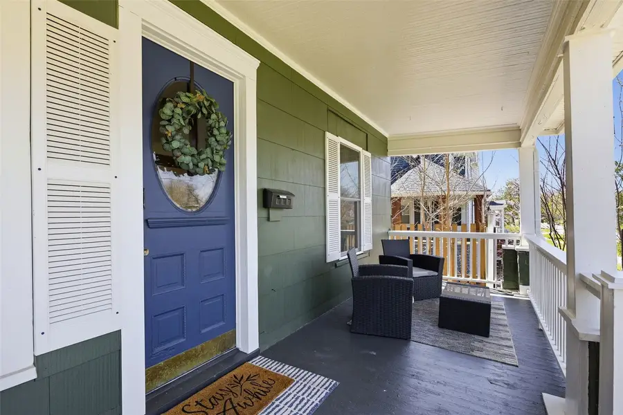 1727 B Avenue Ne, Cedar Rapids, IA 52402 - #3