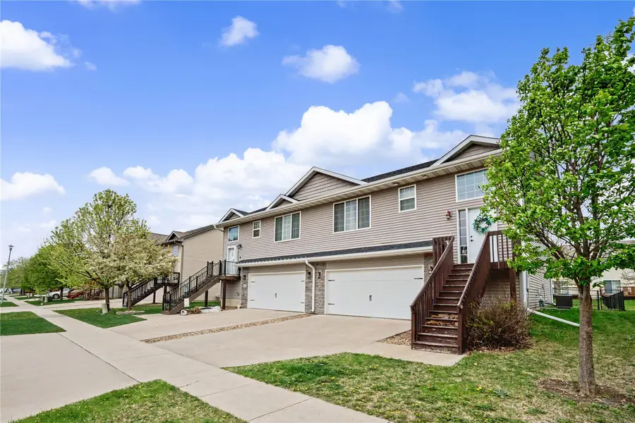 177 N Park Ridge Road, North Liberty, IA 52317 - #2