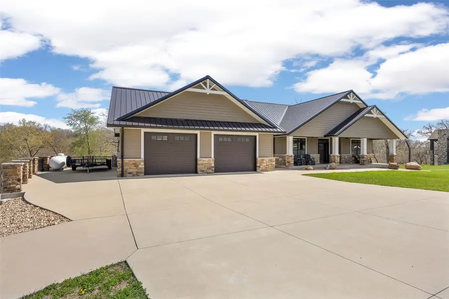 20649 Kayak Court, Manchester, IA 52057 - #2