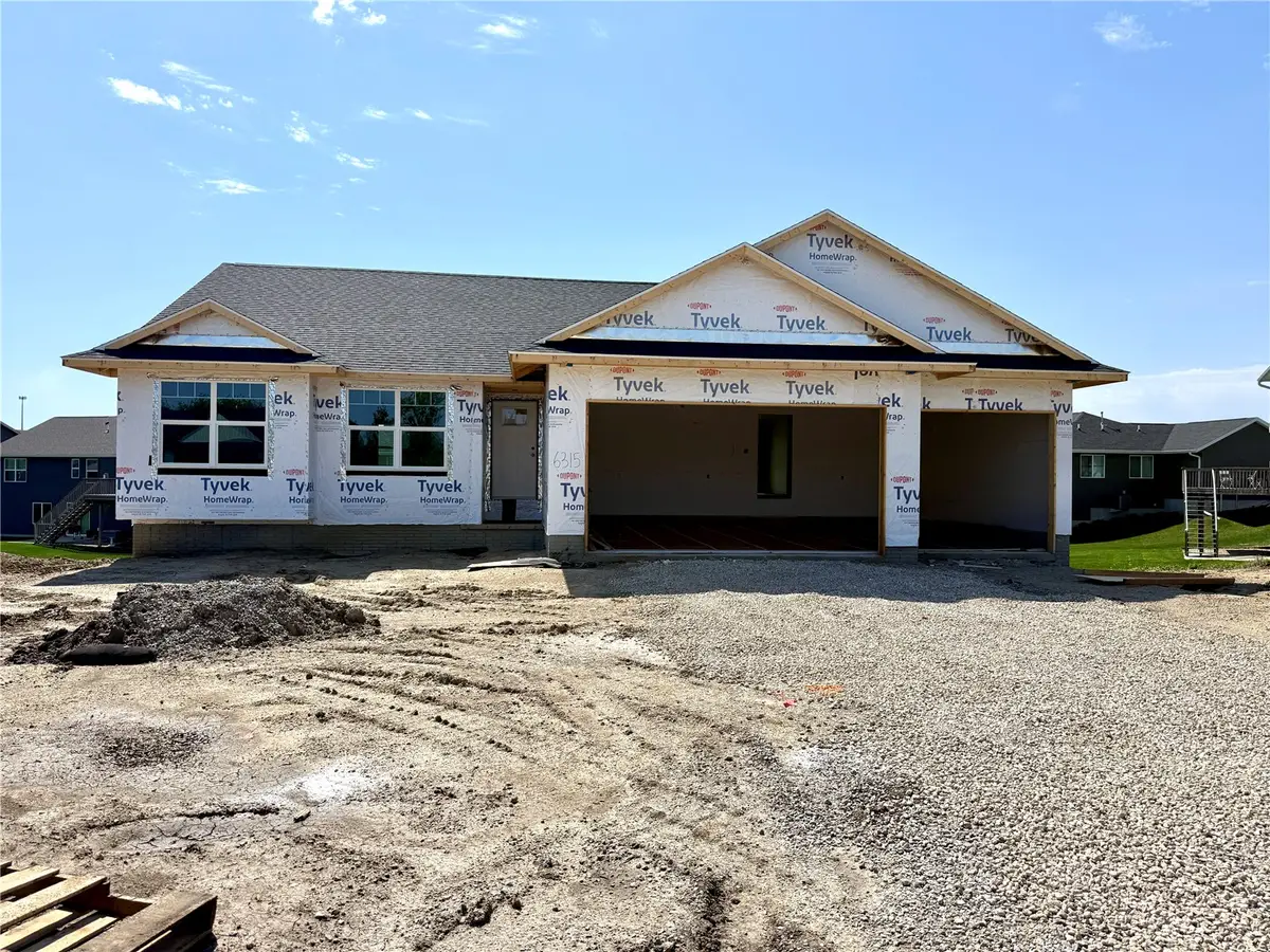 6315 Prairie Rose Circle Sw, Cedar Rapids, IA 52404 - #1