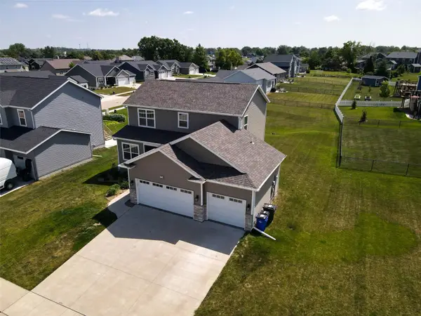 509 Gray Slate Road Sw, Cedar Rapids, IA 52404