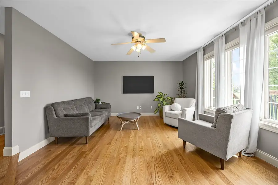 2823 120th Street Ne, Swisher, IA 52338 - #2