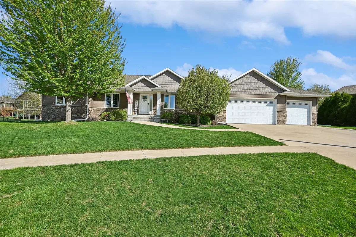 910 Aster Court, Fairfax, IA 52228 - #1