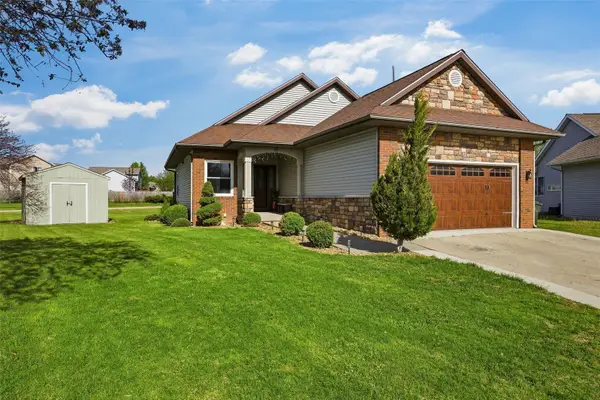 125 Stanwyck Dr, Iowa City, IA 52240