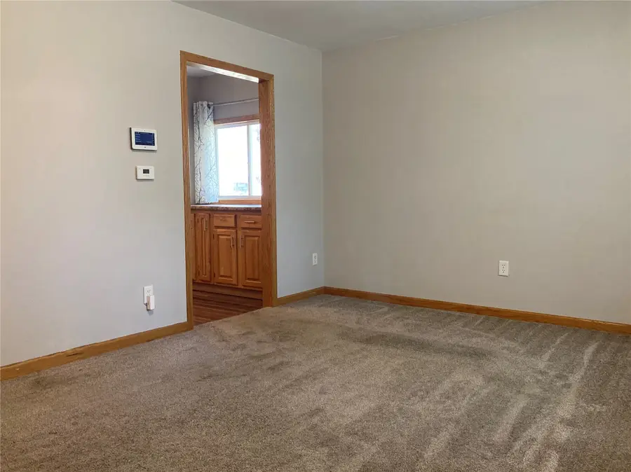 2504 Linwood Sw, Cedar Rapids, IA 52404 - #2