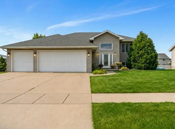206 Longworth Avenue, Alburnett, IA 52202