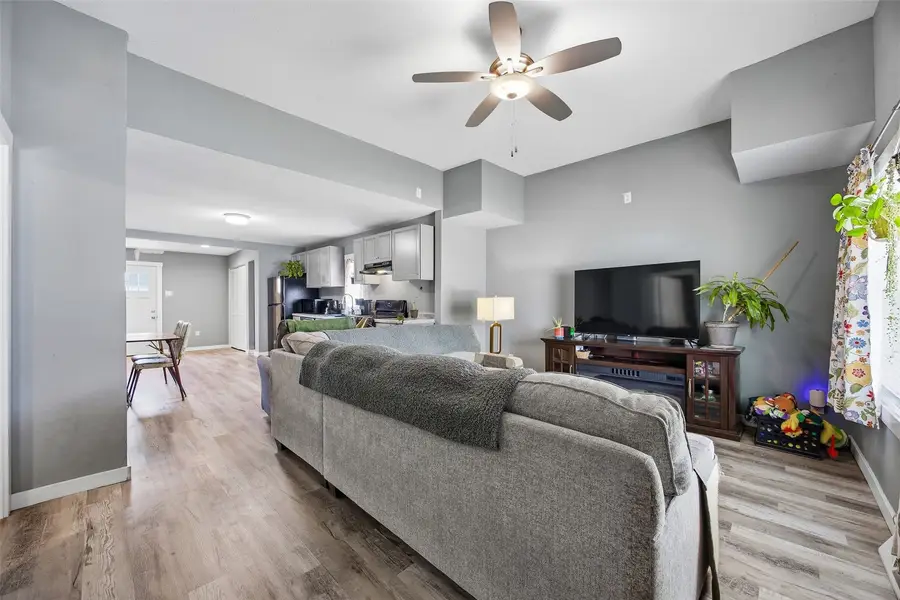 826 10th St Sw, Cedar Rapids, IA 52404 - #2