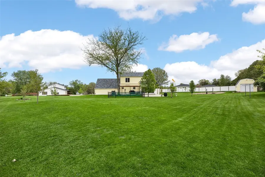 6409 Meadowlark Dr, Cedar Rapids, IA 52404 - #2