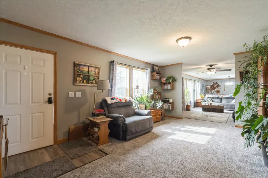 6172 33rd Ave Dr, Shellsburg, IA 52332 - #3