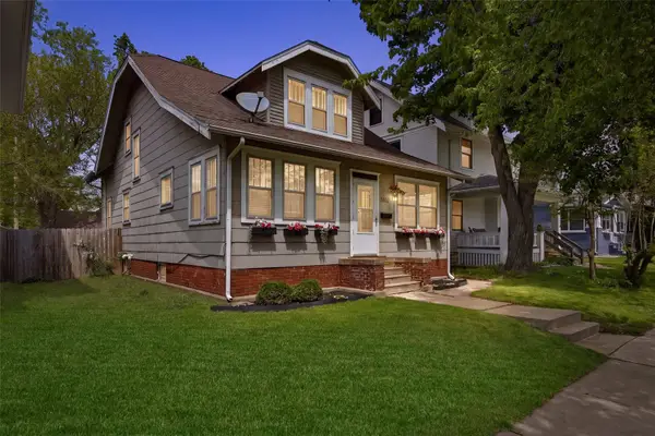 1812 Park Ave Se, Cedar Rapids, IA 52403