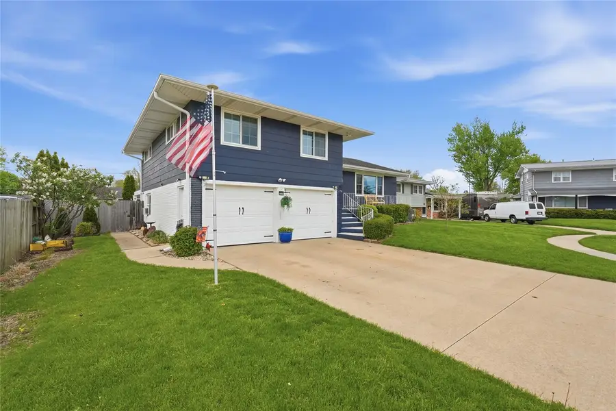 120 28th Street, Marion, IA 52302 - #2