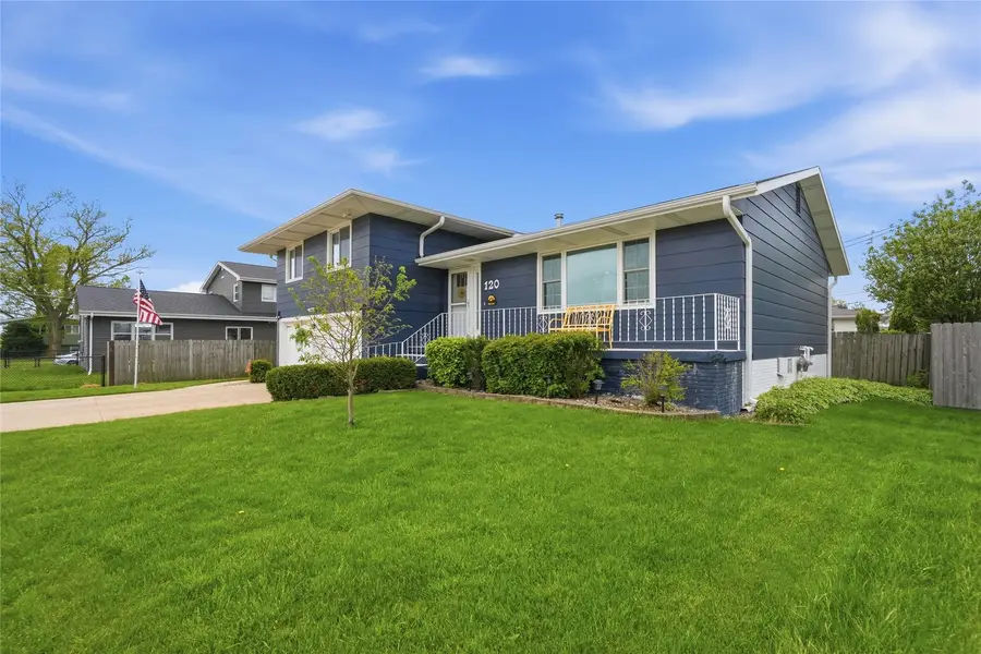 120 28th Street, Marion, IA 52302 - #3